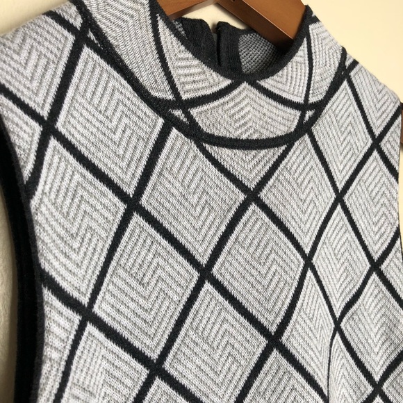 Romeo & Juliet Couture mock neck knit dress NWT - Picture 5 of 8